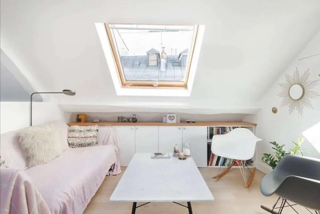 Design & Luxury - Montorgueil Apartment Paris